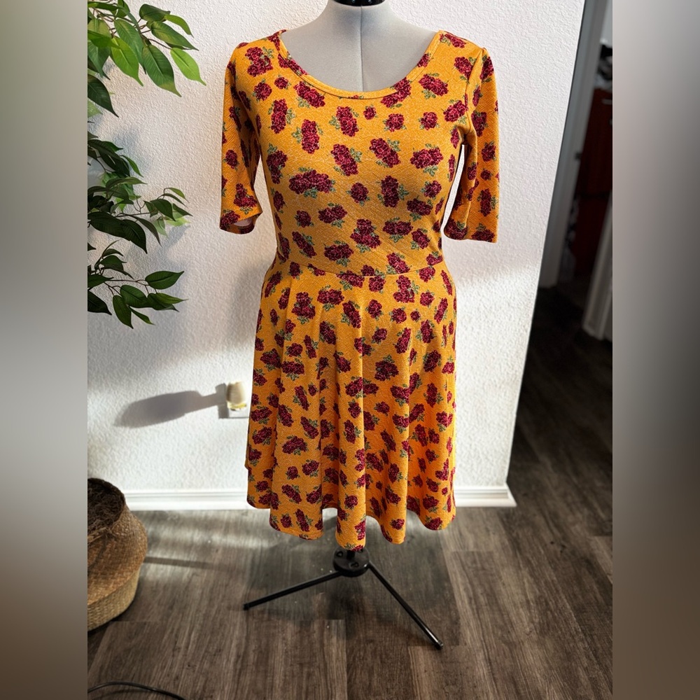 PRICE DROP 👇🏼 Floral Yellow and Red Dress